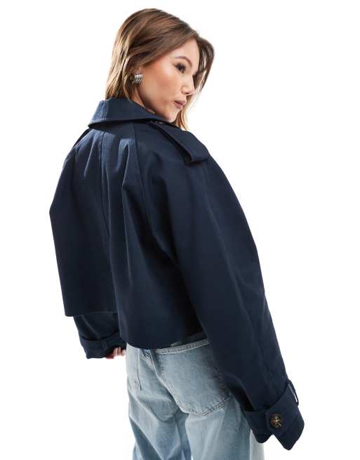 ASOS DESIGN - Cropped trenchcoat van keperstof in marineblauw, 4 van 4