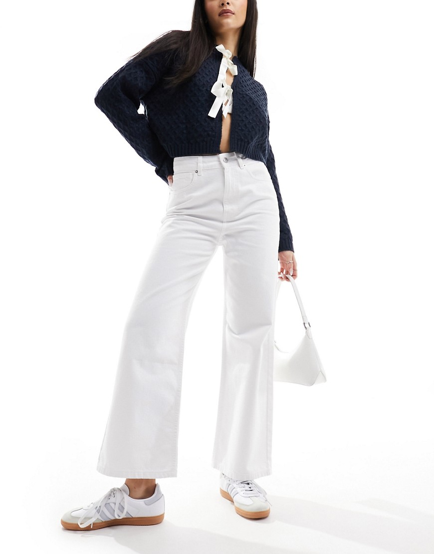 cropped wide jean in white