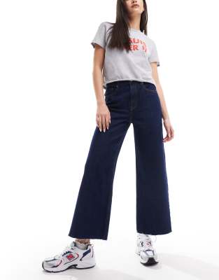 cropped wide leg jean in rinse wash-Blue