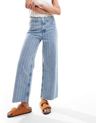 cropped wide leg jeans in stripe-Blue