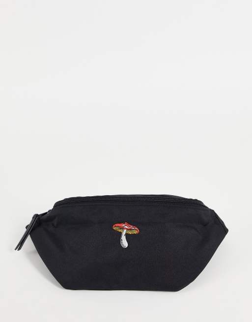 ASOS DESIGN - Crossbody heuptasje van zwart nylon met geborduurde paddestoel - BLACK