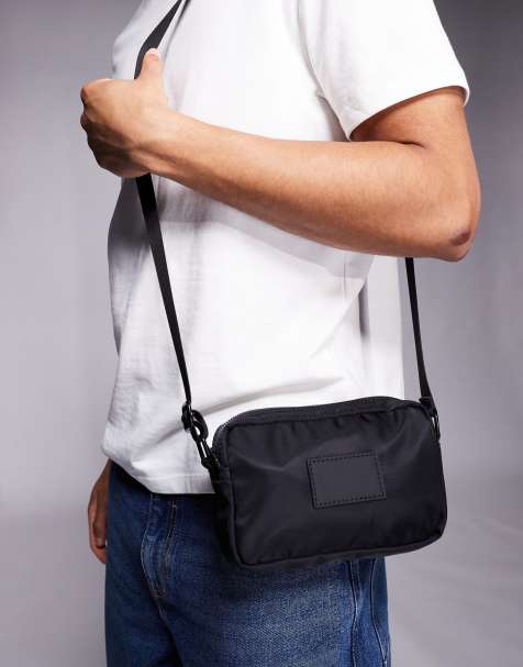 ASOS DESIGN - Crossbody tas van nylon in zwart - view 1