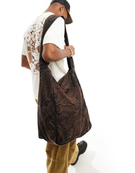 ASOS DESIGN - Crossbody-tote i forvasket sort - view 1
