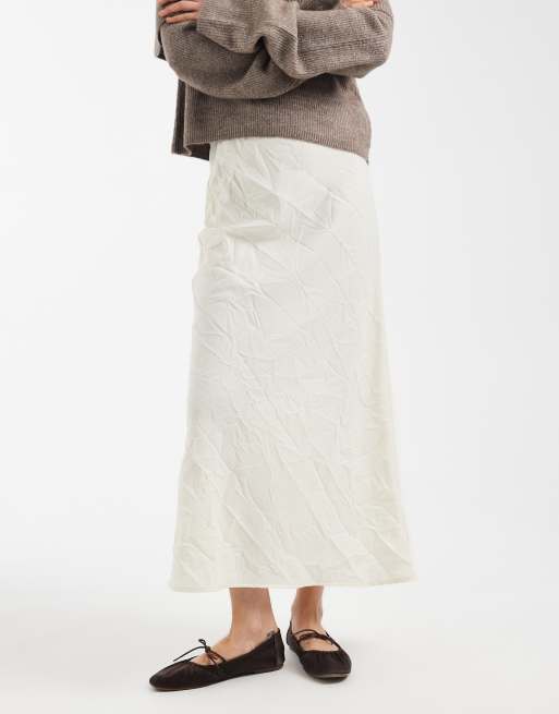 ASOS DESIGN crushed satin maxi skirt in winter white, 4 of 5