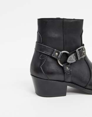 asos design cuban heel western chelsea boots in black leather with buckle detail