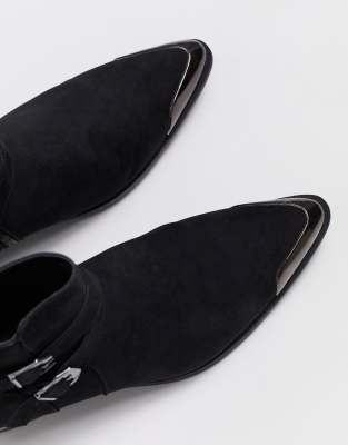 asos design cuban heel western chelsea boots in black leather with buckle detail