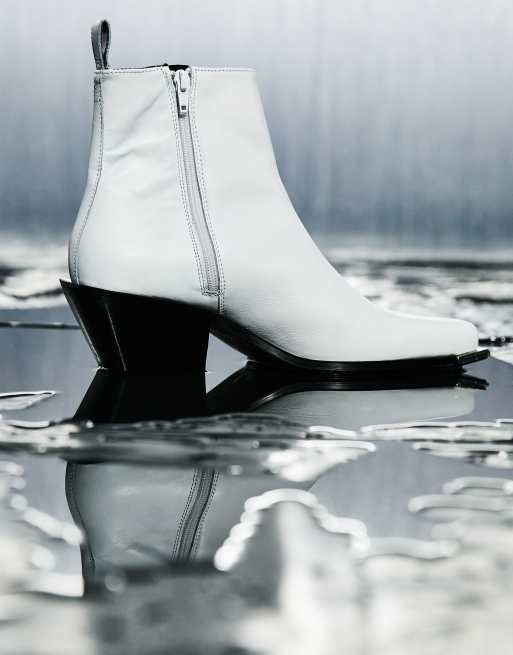 White leather 2025 ankle boots uk