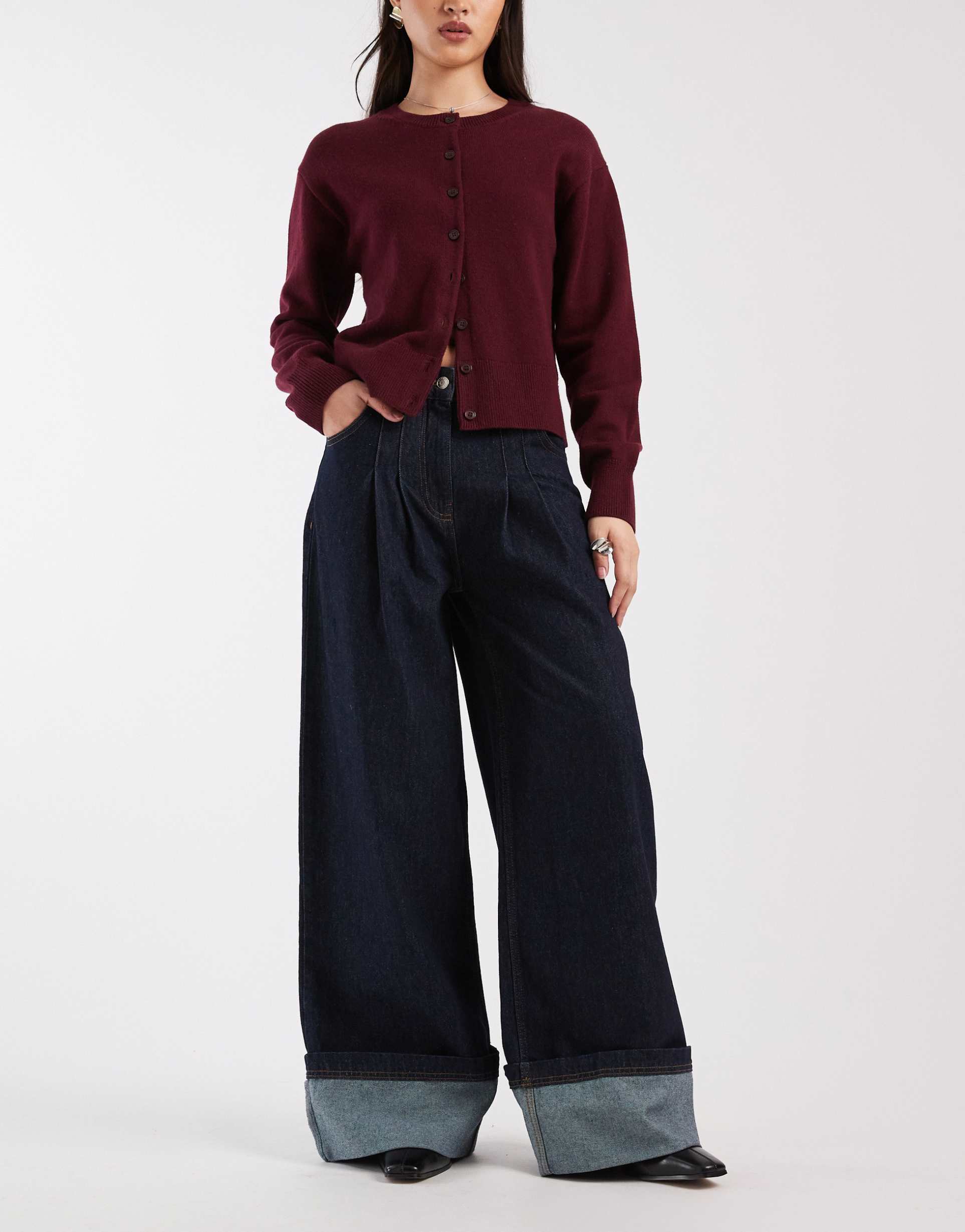 asos design cuffed pleated jeans in indigo rinse