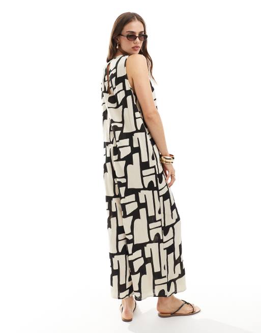 ASOS DESIGN - Culotte-jumpsuit med rund hals og abstrakt print, 3 af 4