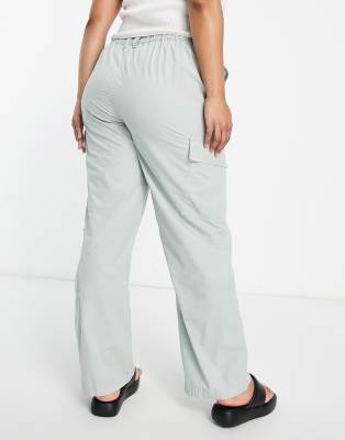 ASOS DESIGN Curve 00s low rise cargo pants in sage