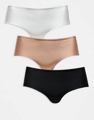 ASOS DESIGN Curve - 3er-Pack sich nicht abzeichnende Hüftslips in Schwarz, Weiß und Beige-Bunt