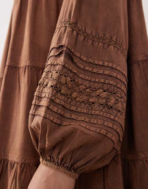 ASOS DESIGN Curve - Aangerimpelde mini jurk met kanten randen in chocoladebruin met wassing, 3 van 4