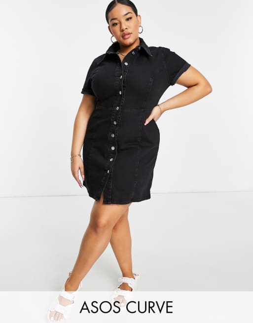 ASOS DESIGN Curve - Aansluitende denim overhemdjurk met korte mouwen in zwart met wassing