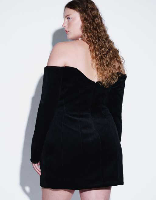 ASOS DESIGN Curve abito corto strutturato in velluto accoppiato con scollo Bardot nero, 3 di 4
