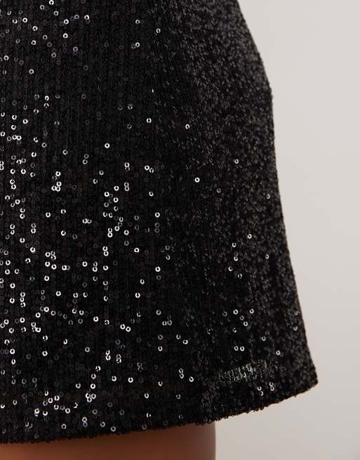 ASOS DESIGN Curve allover sequin micro mini skirt in black, 4 of 5