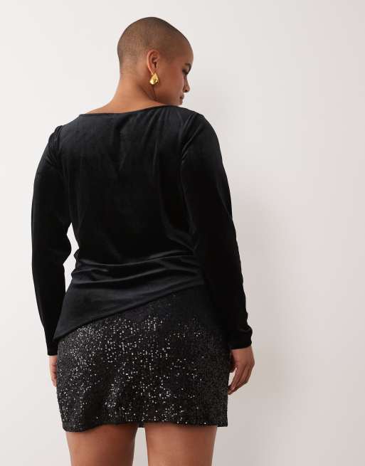 ASOS DESIGN Curve allover sequin micro mini skirt in black, 5 of 5
