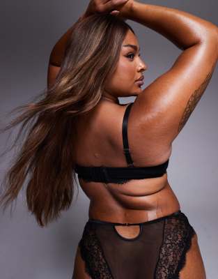 Asos Curve Asos Design Curve Amber Lace & Mesh Underwire Bra In Black
