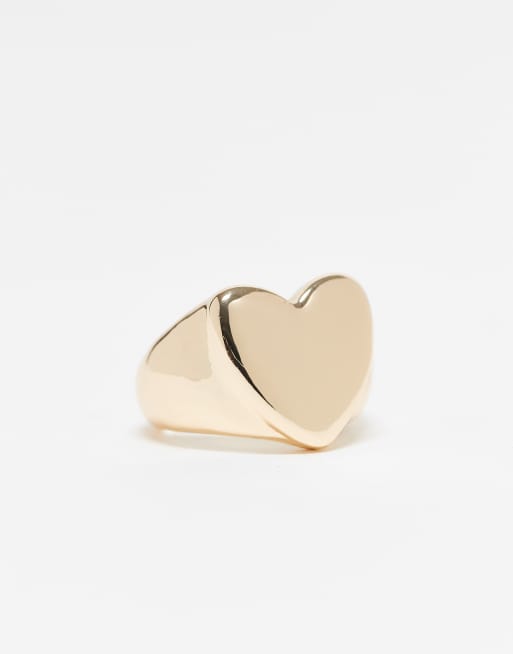 ASOS DESIGN Curve - Anello dorato con dettaglio a forma di cuore in rilievo
