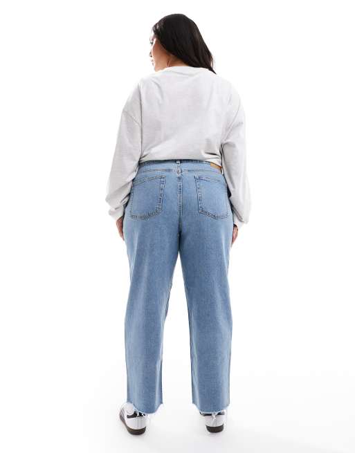 ASOS DESIGN Curve ankle grazer comfort stretch straight leg jeans in light mid blue
