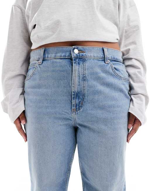 ASOS DESIGN Curve ankle grazer comfort stretch straight leg jeans in light mid blue , 5 of 5