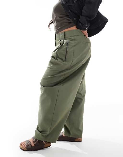 ASOS DESIGN Curve arch leg zip detail pants in khaki green , 4 of 5