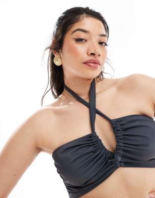 ASOS DESIGN Curve - Ashley - Bikinioberteil in Schiefergrau mit Tropfenausschnitt und überkreuztem Design