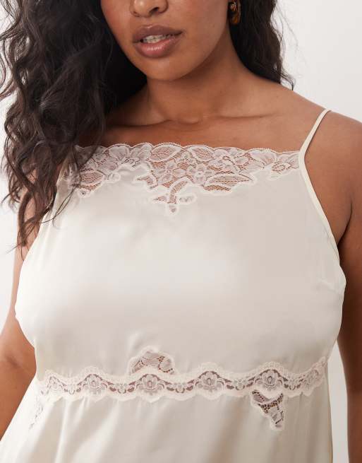ASOS DESIGN Curve asymmetric neckline lace trim cami in champagne, 3 of 4