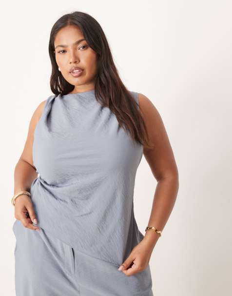 ASOS DESIGN Curve asymmetric textured twist detail top co-ord in blue - view 1