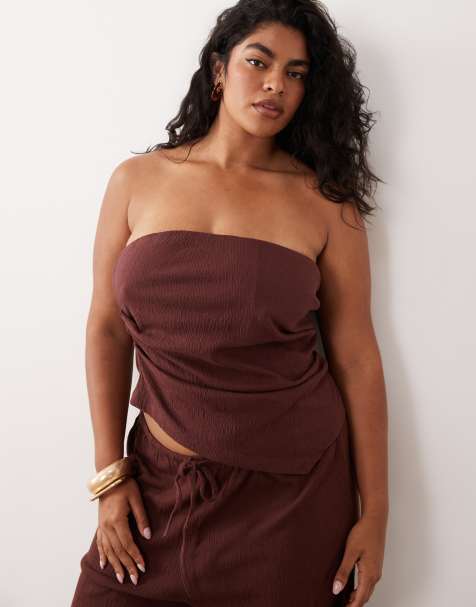 ASOS DESIGN Curve - Asymmetrische bandeau-top van gekreukt katoen in chocoladebruin, deel van co-ord set - view 1