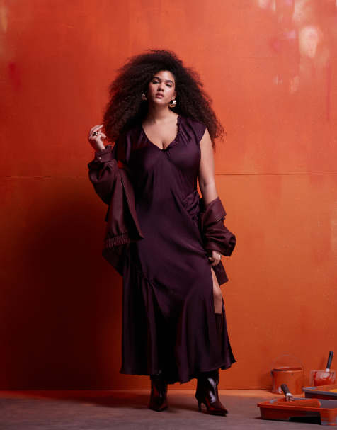 ASOS DESIGN Curve - Asymmetrische jurk van satijn met ruches in donkerpaars - view 1