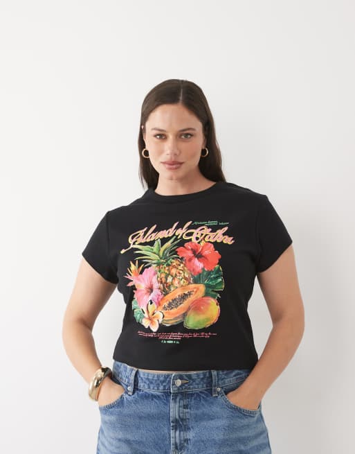 ASOS DESIGN Curve baby tee med Oahu-frugtprint i sort, 3 af 4