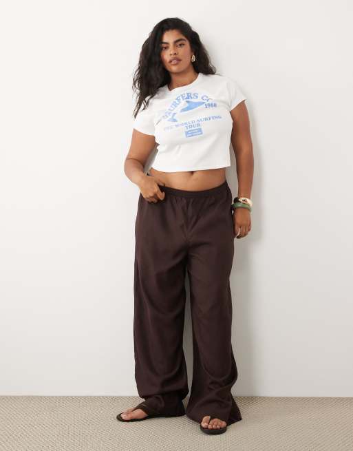 ASOS DESIGN Curve baby tee with dolphin graphic in white, 2 of 4