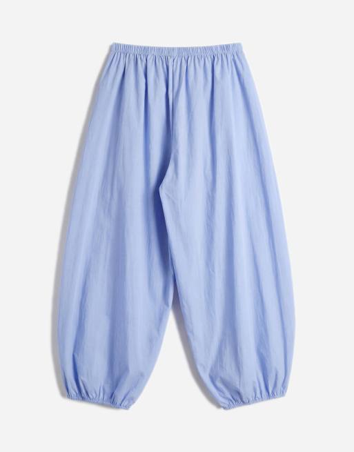 ASOS DESIGN Curve – Ballon-Schlupfhose aus Baumwoll-Nylon-Mix in Blau, 7 von 12