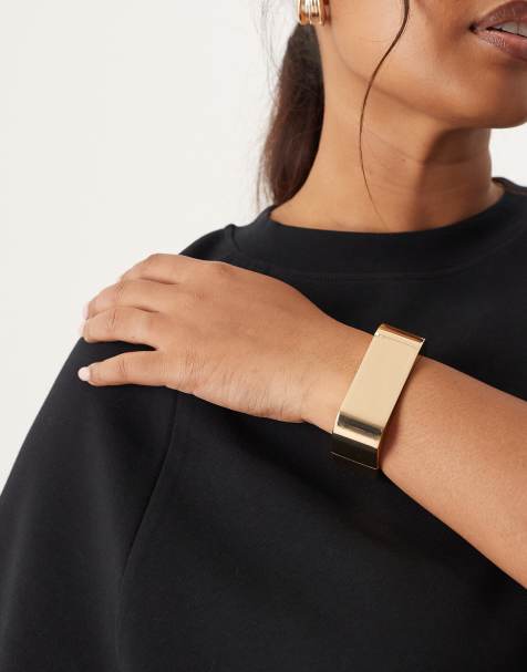 ASOS DESIGN Curve bangle with oval shape design in gold tone - view 1