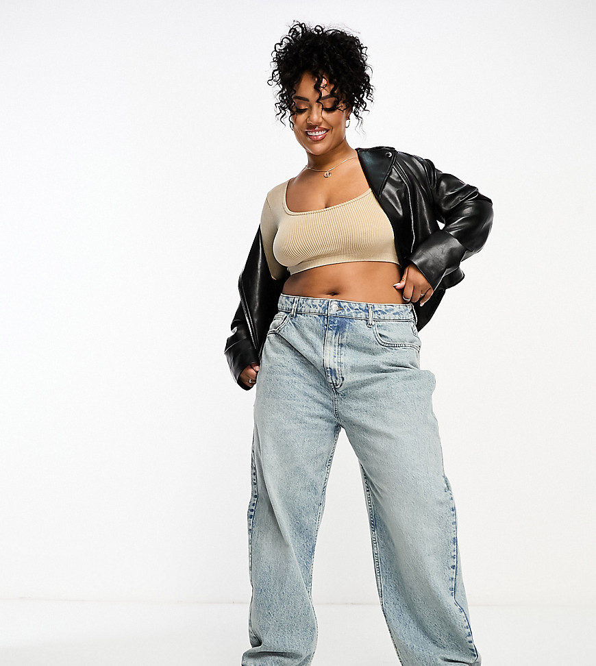 Jeans by ASOS Curve The denim of your dreams Relaxed tapered fit High rise Belt loops Five pockets