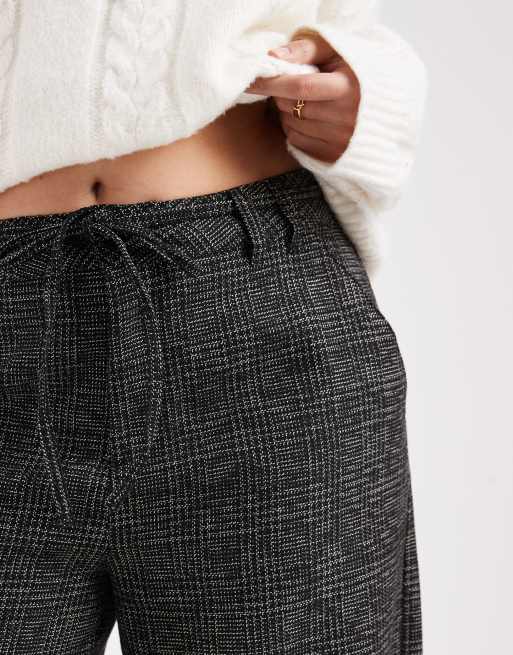 ASOS DESIGN Curve barrel leg pants with seam detailing in textured black and white plaid, 5 of 5