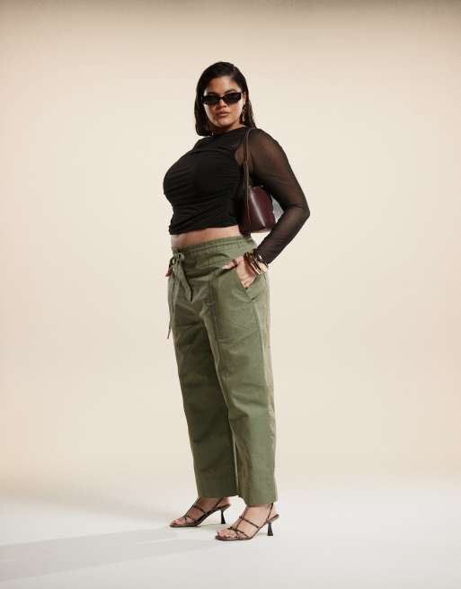 ASOS DESIGN Curve barrel trousers with seam detail in khaki, 3 of 5