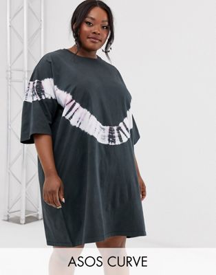 ASOS DESIGN Curve – Batikmönstrad t-shirtklänning med oversize-passform-Flerfärgad