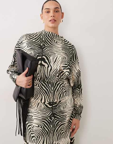 ASOS DESIGN Curve batwing zebra maxi dress - view 1