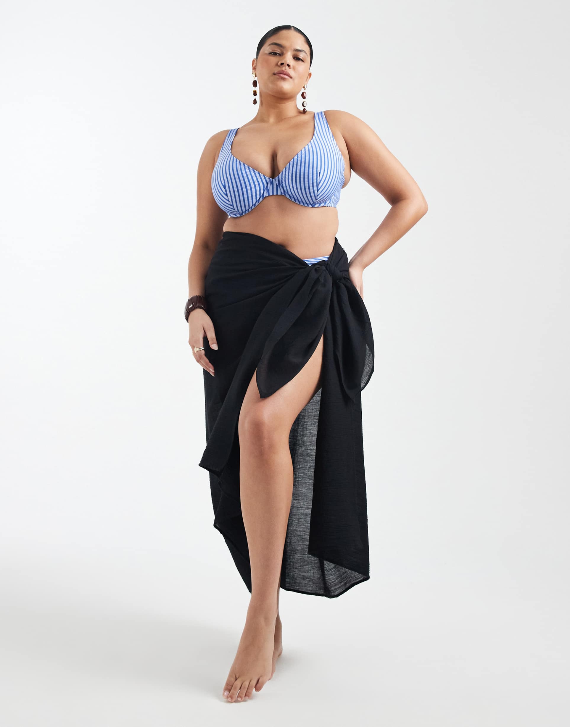 asos design curve beach cotton crinkle maxi sarong in black