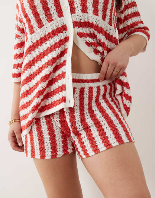 ASOS DESIGN Curve beach knit shorts in red stripe (part of a set), 3 of 5