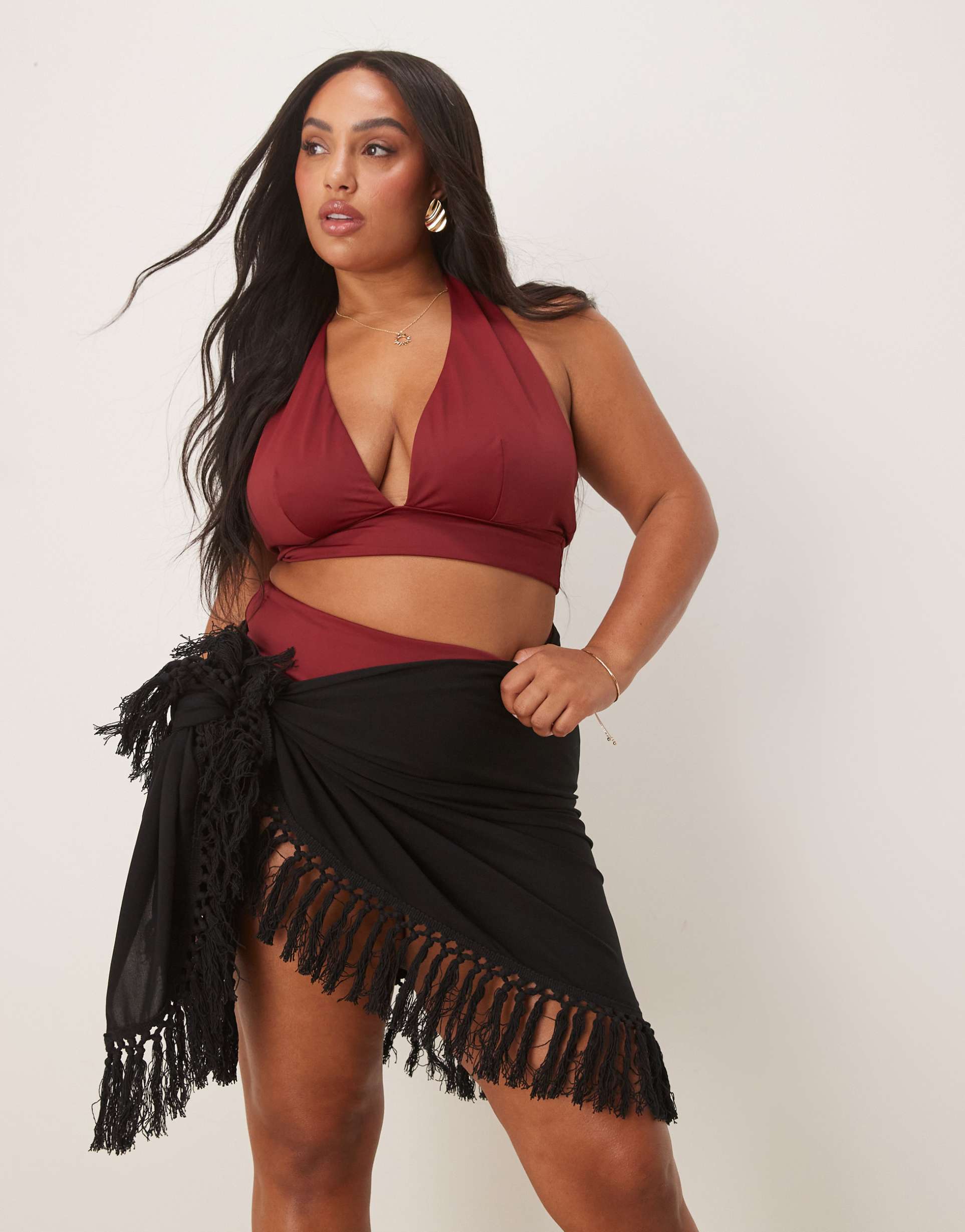 asos design curve beach sarong with fringing in black