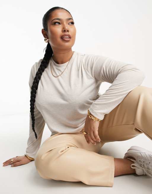 ASOS DESIGN Curve – Beigemelerad, lätt och långärmad topp med boxig passform 