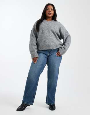 ASOS DESIGN Curve - Bequeme Jeans mit geradem Schnitt, Stretchanteil und Vintage-Waschung-Blau