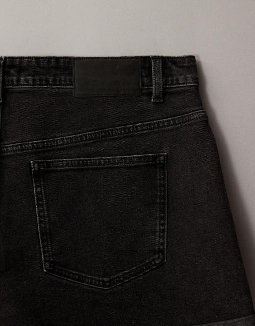 ASOS DESIGN Curve – Bequeme Mom-Shorts aus Denim in Schwarz, 6 von 7