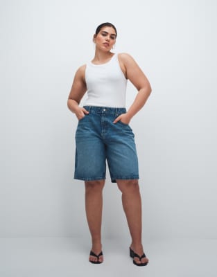 ASOS DESIGN Curve - Bermuda-Shorts aus Denim in Mittelblau Blau 46