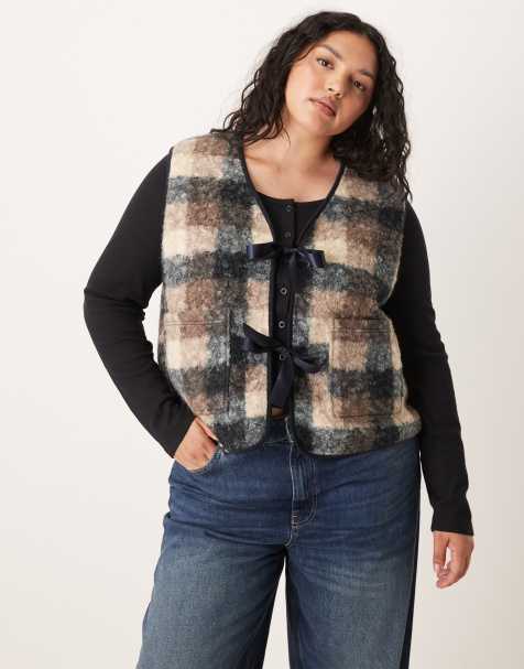 ASOS DESIGN Curve – Bezrękawnik z polarowego kożuszka w kratkę z kokardkami - view 1