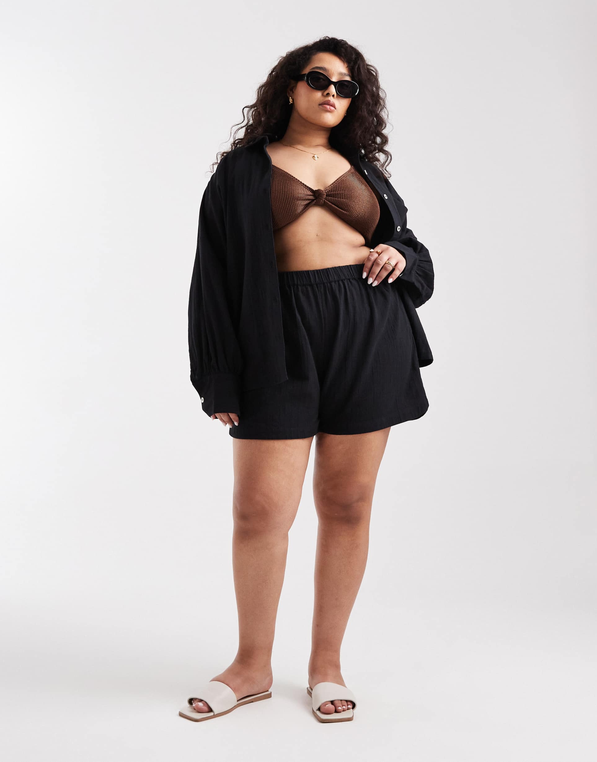 asos design curve biarritz beach textured cotton shorts in black - part of a set