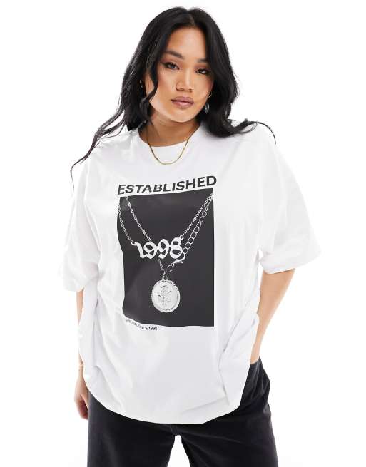 ASOS DESIGN Curve – Biały T-shirt o kroju boyfriend z grafiką z łańcuszkiem
