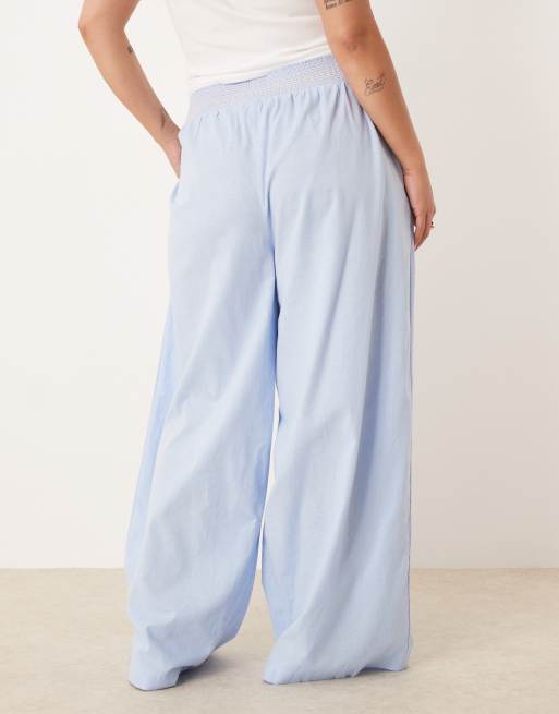 ASOS DESIGN Curve - Blå pull-on bukser i hørblanding med brede ben og smocksyninger i taljen, 4 af 5